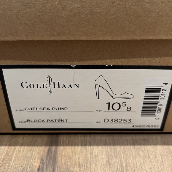 Cole Haan black patent Chelsea pumps - Picture 8 of 8